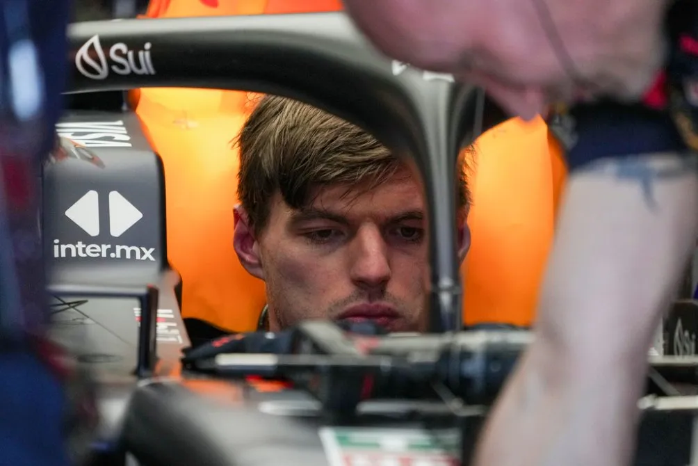 AP Max Verstappen durante las prácticas libres