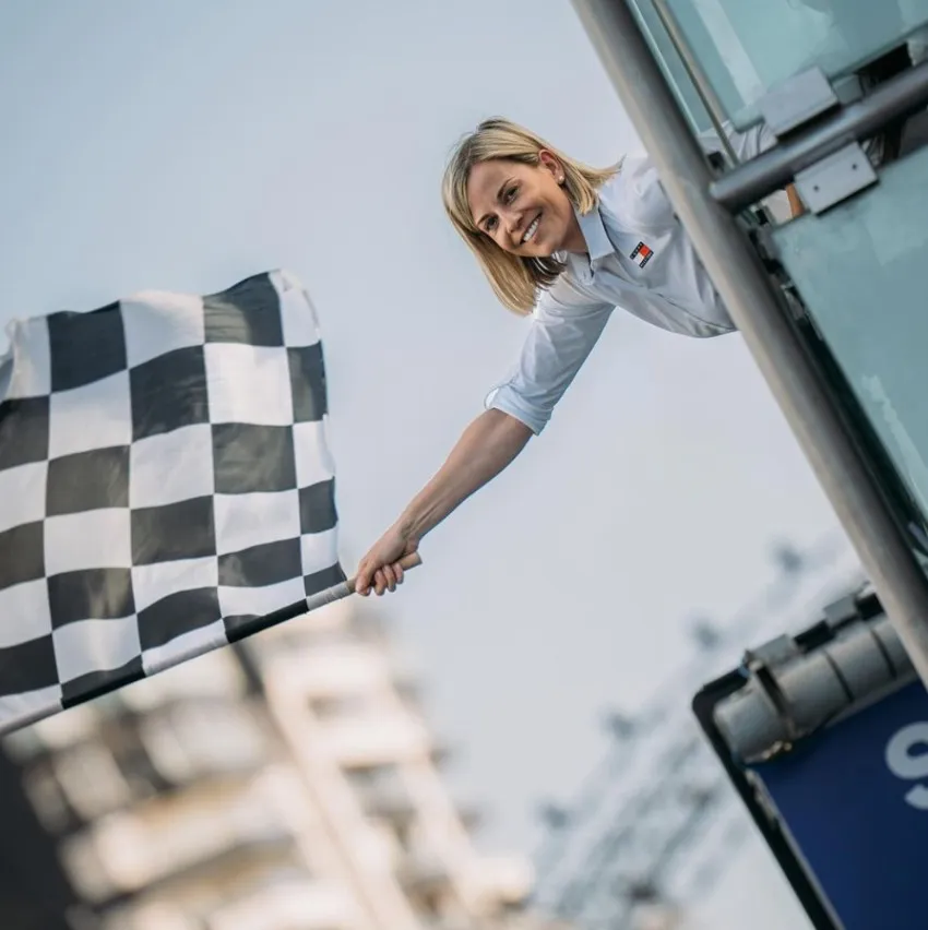 @susie_wolff Susie Wolff demanda a la FIA por falta de transparencia