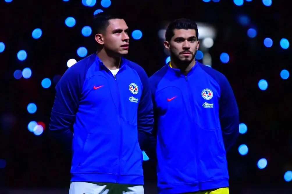 IMAGO 7 Malagón y Henry con el Club América