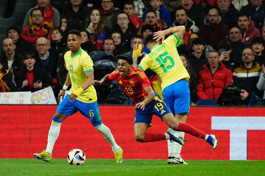 AP Lamine Yamal se 'robó' los reflectores