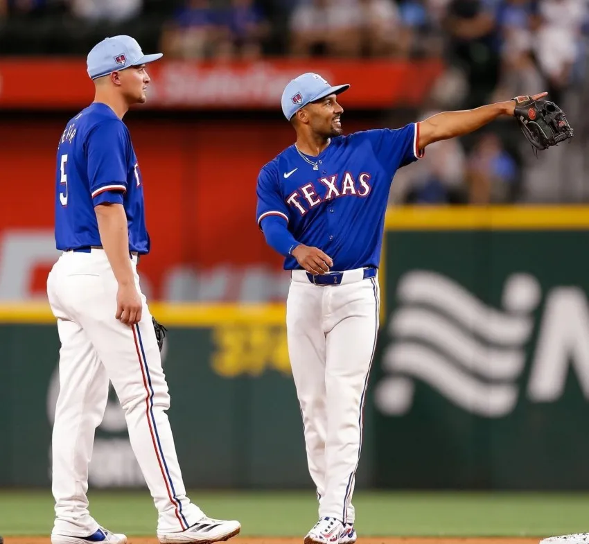 INSTAGRAM: @rangers En entrenamiento de primavera