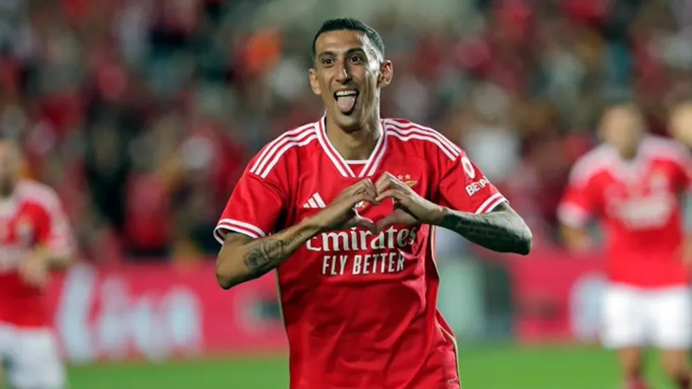 AP Di Maria celebra un gol con Benfica