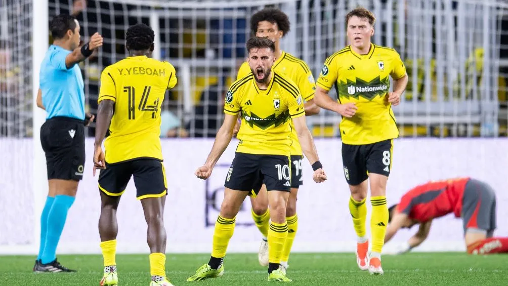 MEXSPORT Rossi celebra su gol