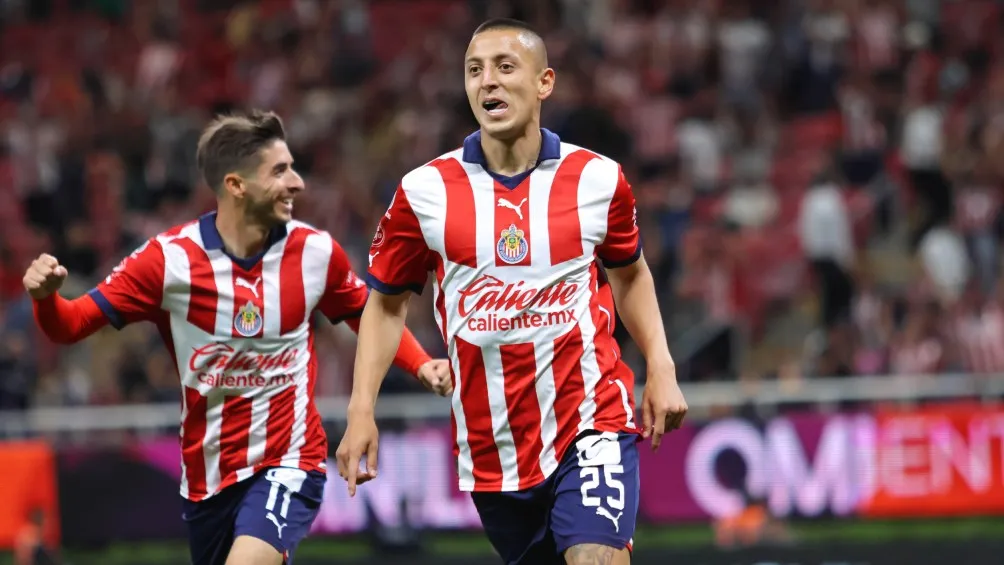 MEXSPORT Álvarado marcó el gol que le dio la victoria a Chivas