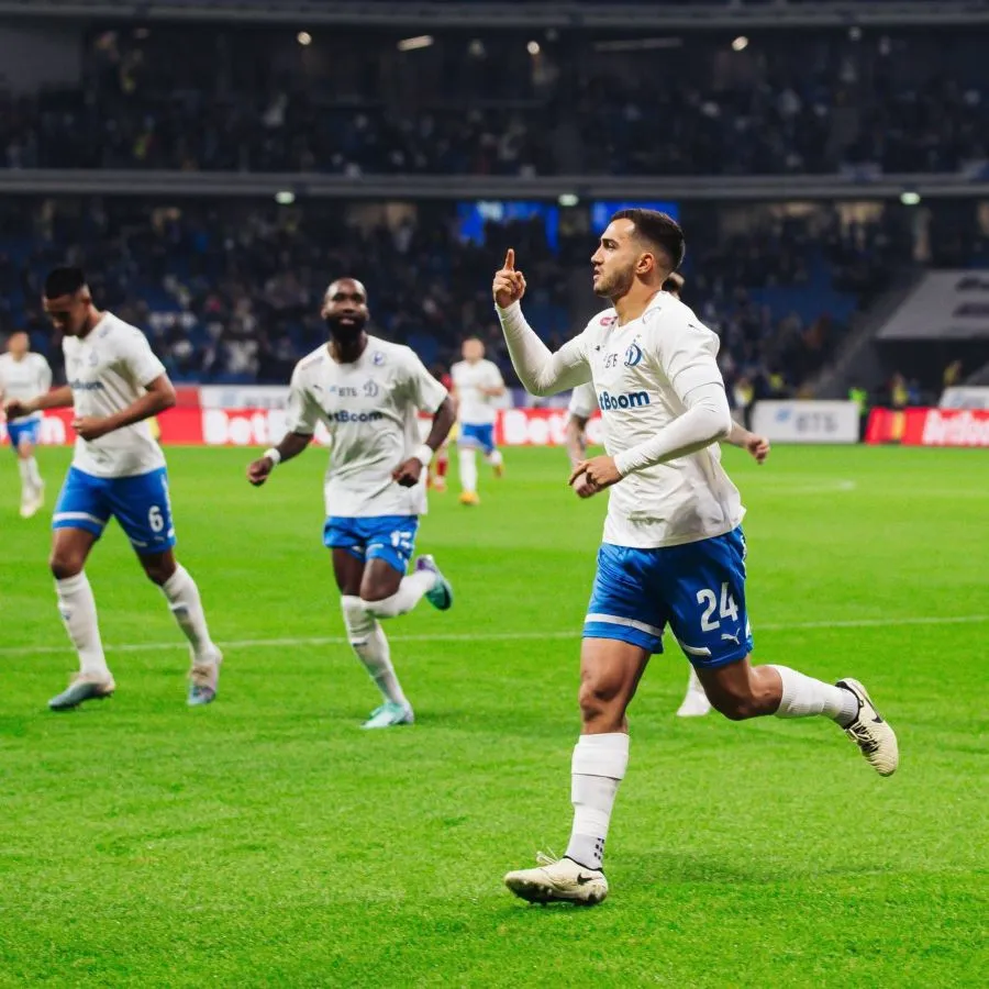 X: @fcdynamo Luis Chávez acumula 4 goles en Rusia