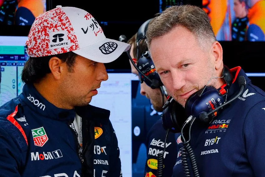MEXSPORT Checo Pérez con Horner en el GP de Japón