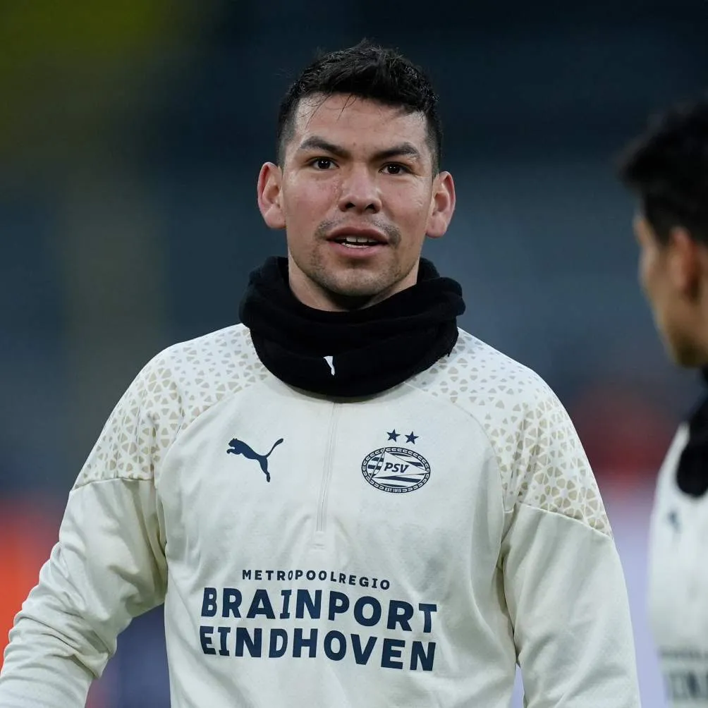 X: @PSV Chucky Lozano actualmente está contento en PSV
