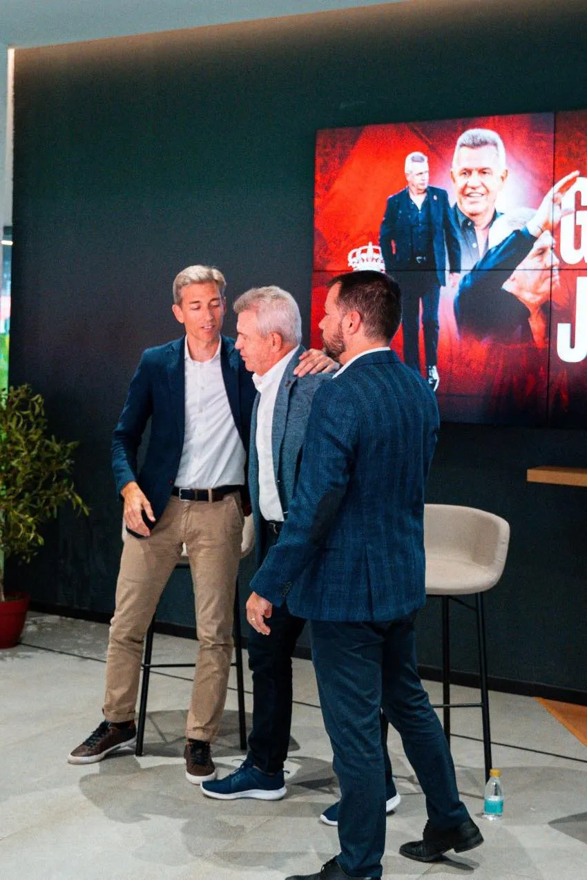 @RCD_MALLORCA Javier Aguirre en su despedida del Mallorca