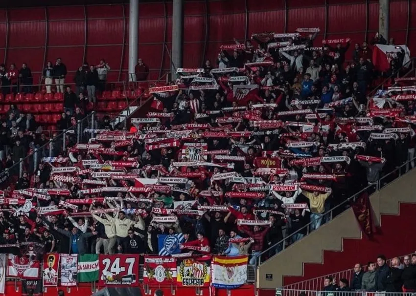 INSTAGRAM: @sevillafc