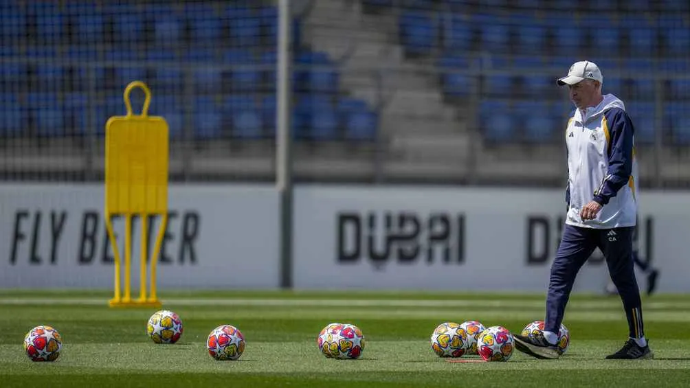 AP Respondió a sus críticos