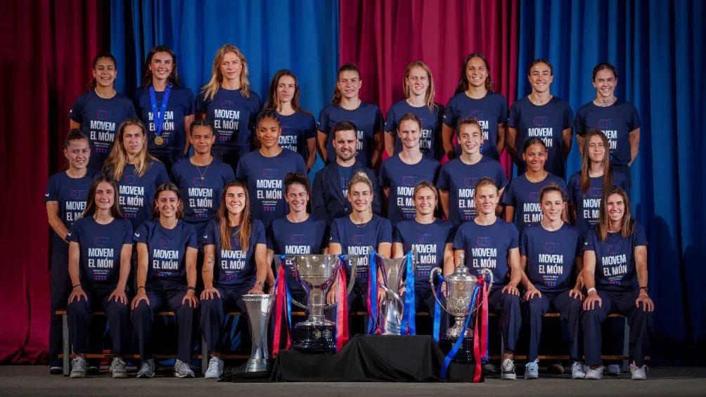 @FCBfemeni Barcelona Femenil llegan tras ganar Champions League