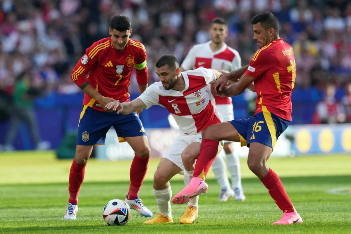 AP España ganó su partido