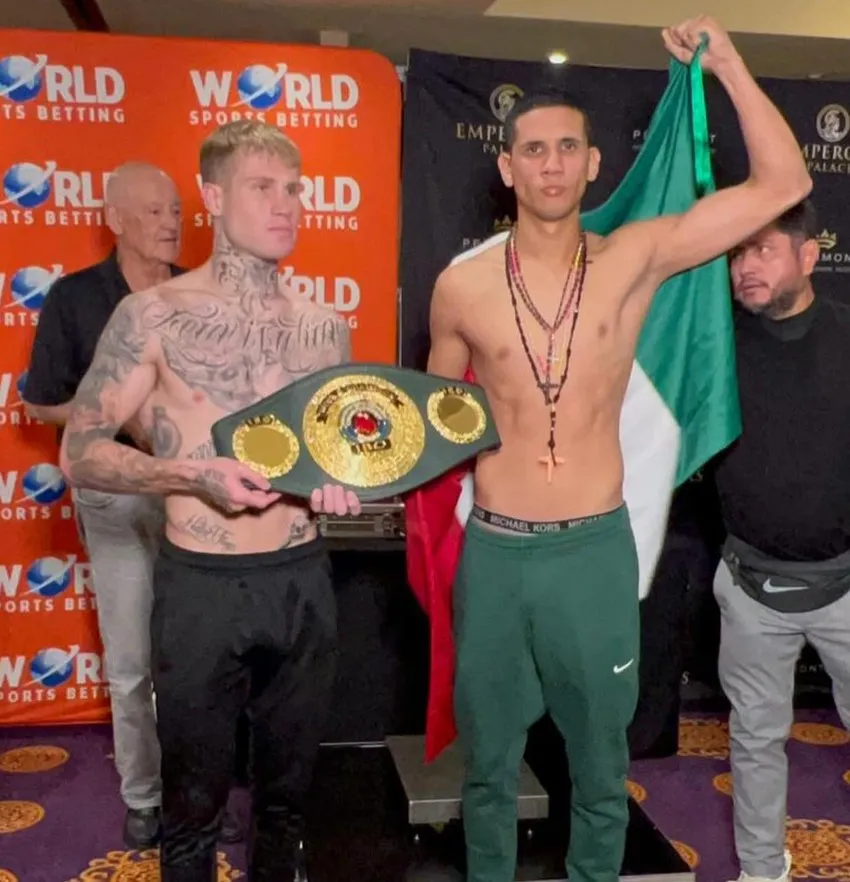 @jorge_chino_garcia 'Chino' García y Knapp en el pesaje previo al combate