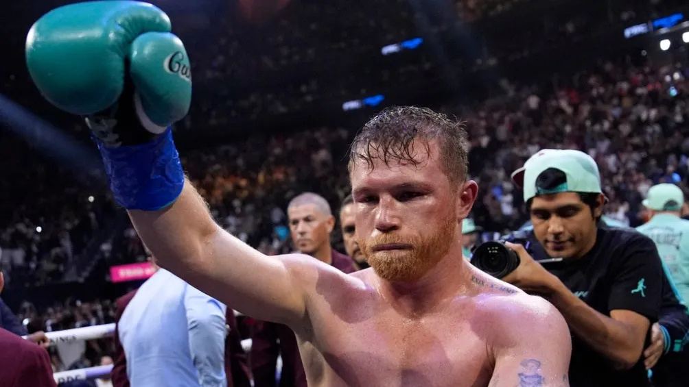 AP Canelo Álvarez es campeón indiscutido del peso supermedio