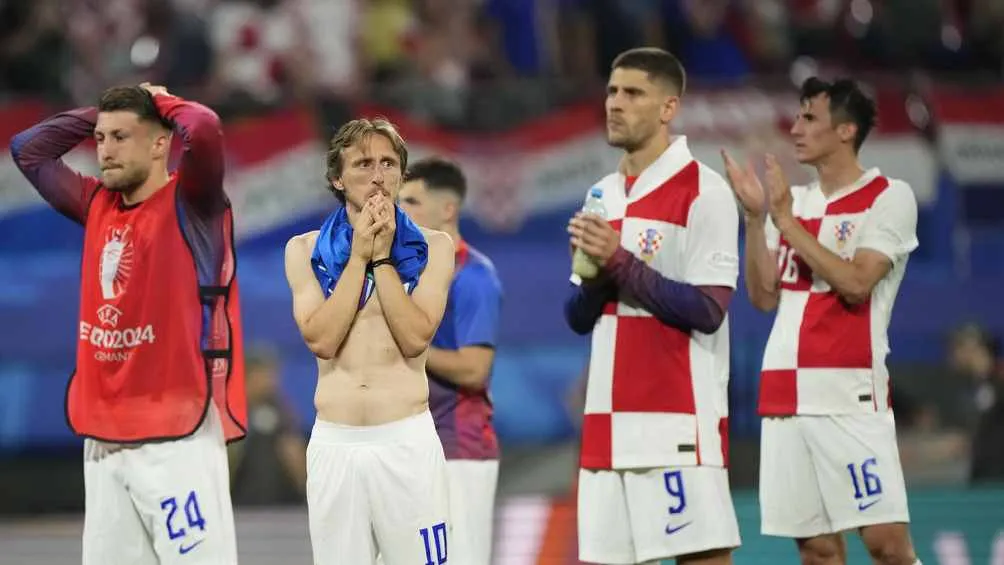 AP Se va molesto con el arbitraje