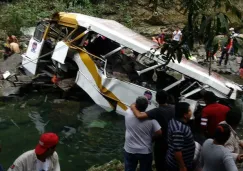 Protección civil brinda apoyo en el accidente