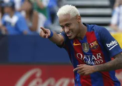 Neymar festeja un gol con Barcelona