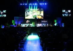 Aztek Gaming se mide en Counter-Strike en el Game Celebration