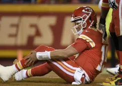 Patrick Mahomes, quarterback de Kansas City Chiefs, lamentándose