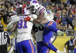 Jugadores de Bills festejan anotación