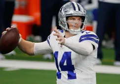 Dalton prepara un pase con los Cowboys