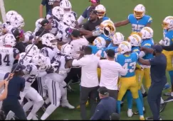 Los jugadores de Dallas y Chargers se pelearon antes del juego