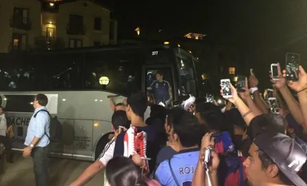  Argentina causa revuelo a su llegada a Dallas para duelo contra el Tri