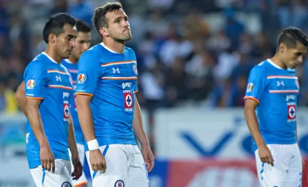 Cruz Azul cae, pero avanza en Copa MX