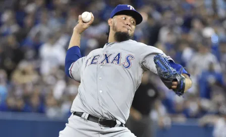 Gallardo ayuda a Rangers a conseguir el primero de la serie