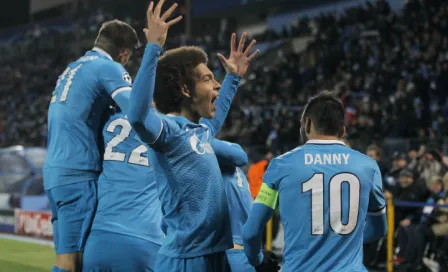 Zenit golea al Lyon y mantiene paso perfecto