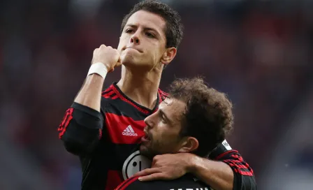 Chicharito, a uno de la marca de Hugo Sánchez