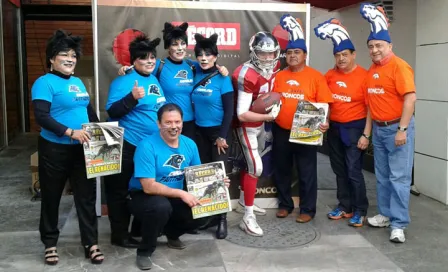 RÉCORD y Hooters encienden fiesta previa al SB50