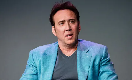 Nicolas Cage somete a líder de Mötley Crüe en defensa de fan