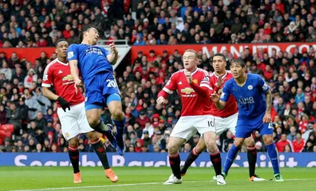 Leicester posterga celebración tras empate en Old Trafford