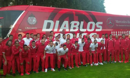 Toluca estrena autobús para el Centenario