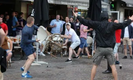 Ingleses y galeses se unen contra rusos durante disturbios