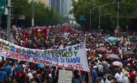 Más de 17 mil personas marchan en apoyo al CNTE