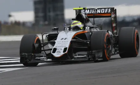 Checo confía en conseguir puntos en el GP de Gran Bretaña 