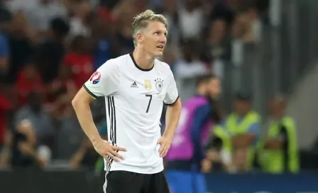 Ballack recomienda a Schweinsteiger dejar la selección alemana 