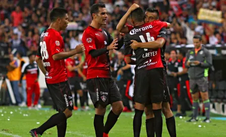 Atlas festeja Centenario con triunfo frente a Newell's