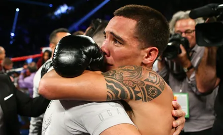 Óscar Valdez se convierte en monarca mundial de boxeo