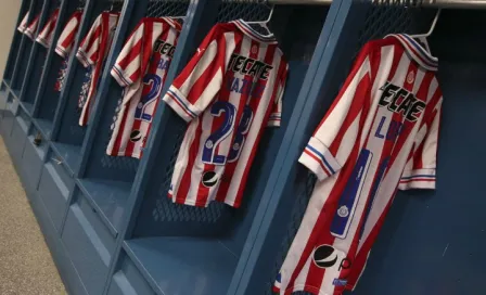 Chivas revela jersey conmemorativo por sus 110 años 