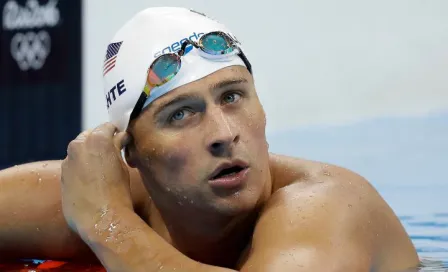 Ryan Lochte pierde patrocinios por inventar asalto 