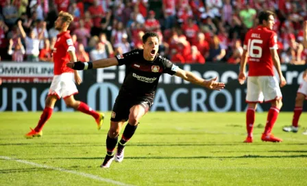 Chicharito destaca su hat-trick perfecto con Leverkusen