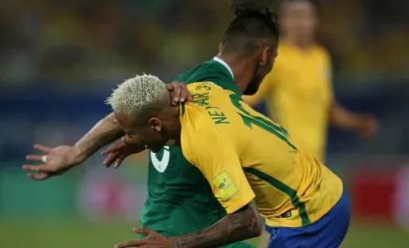 Boliviano que agredió Neymar critica actitud del brasileño