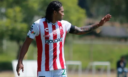 Gullit Peña revela que tiene ofertas de Polonia y Turquía 