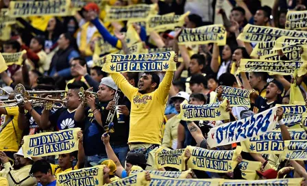 Afición del América acude en gran número al Estadio Olímpico 