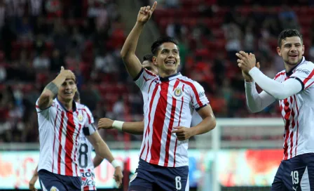 Chivas remonta ante San Luis y consigue pase a Cuartos de Copa MX