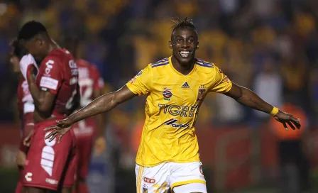 Tigres aplasta a Pachuca con 'ayuda' de Barreiro 