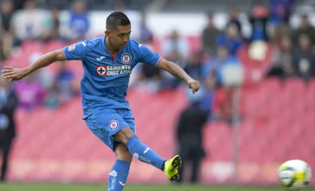 Cruz Azul confirma que Elías Hernández sera baja seis meses